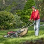 man-mowing-lawn_139298231-300×200.jpg